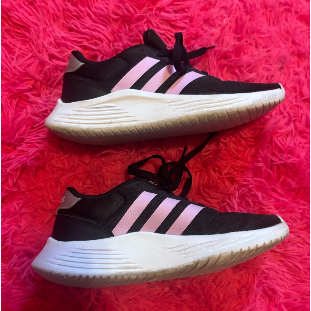 Black and Pink Women’s Adidas Tennis Shoes size 6